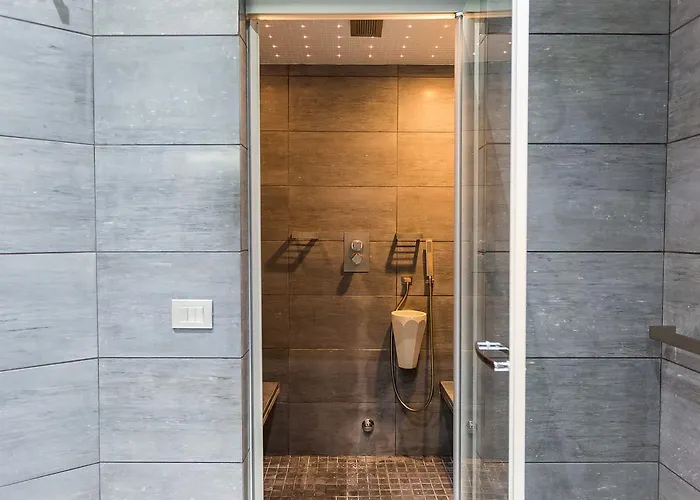Apartament In Cosmopolitan Hi-tech